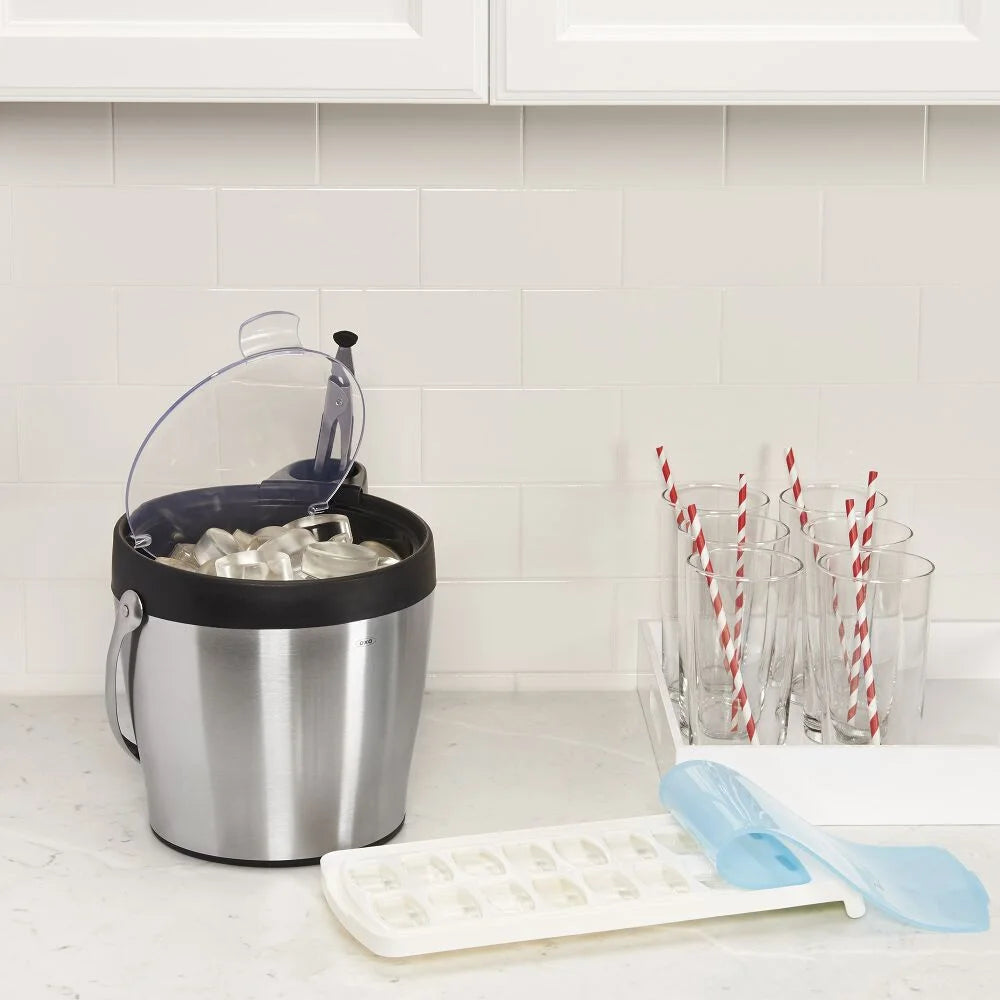 No-Spill Ice Cube Tray