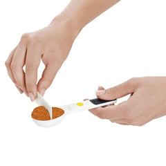 7 Piece Plastic Measuring Spoons - White
